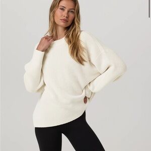 Vuori Alps Classic Crew Sweater in ivory